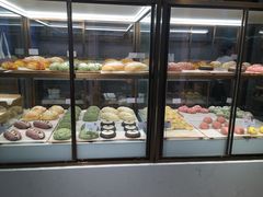 面包甜点陈列柜-奈雪的茶(大梅沙8号仓店)
