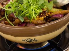 -胡须佬鸡煲四季火锅店(石厦西村直营店)