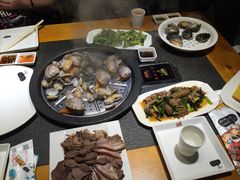 -马路边上·小海鲜烧烤(八一路店)