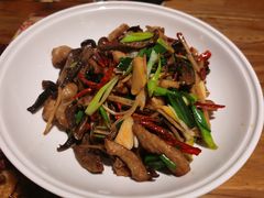 -破三川·新川菜(静安大融城店)