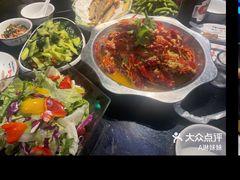 -路边边.炒菜烧烤.音乐餐厅(良乡长虹店)