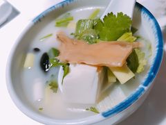 -姜君·千岛湖鱼头馆(浦东大道店)