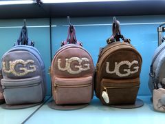 -UGG(燕莎奥特莱斯购物中心店)