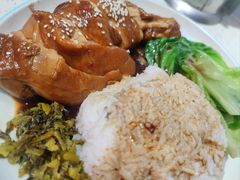瑞士大鸡腿饭-西关明记肠粉(荔枝湾店)