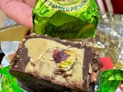 -VENCHI 闻绮(北京国贸商城店)