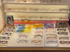 -爱视眸Eyeblling眼镜·依视路·蔡司镜片折扣店(百联南方商城购物中心)