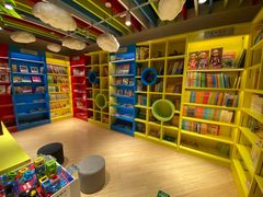 -新华书店(永安路店)