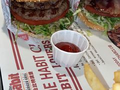 -The Habit Burger Grill 哈比特汉堡(复兴soho店)