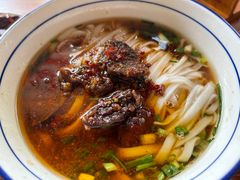 -矮子粉店1985·长沙米粉(湘春路店)