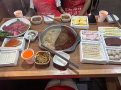 -傣妹火锅(南京东路一店)