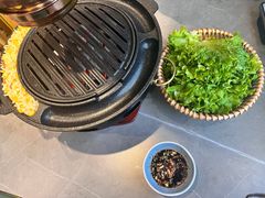 包肉叶生菜-小米烤肉-泥炉炭烤(常营店)