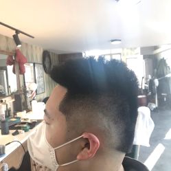 -Libertines barbershop 浪子理发店