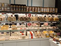 面包甜点陈列柜-金凤成祥(西罗园店)