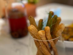 茴香小油条-椒爱水煮鱼川菜(CBD万达店)