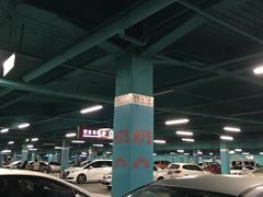 -欧尚超市苏州店停车场(金鸡湖路店)