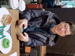 -星巴克臻选(南京金茂览秀城店)