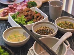 肥肠节子-热火朝天鲜切牛肉火锅(南强街巷店)