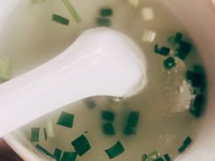 -牛八宝桂林米粉(八里庄店)