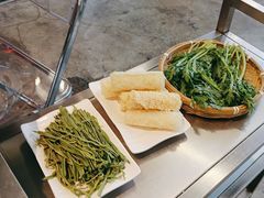 -生活如沸·顺德水牛奶火锅(大学路店)