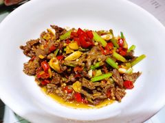 小炒黄牛肉-食在不一样·大碗湖南菜(金茂汇店)