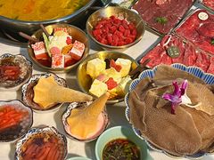 -小遇春麦·百香果鲜牛火锅·空中花园音乐餐厅(大学城店)