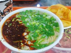 -牛一嘴·兰州牛肉面·大盘鸡(财富中心店)