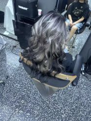 -藤野造型专业烫染接发