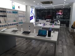 -荣耀授权专卖店(黄浦浙江中路店)