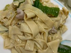 -鹤乡东北菜(崮山路店)