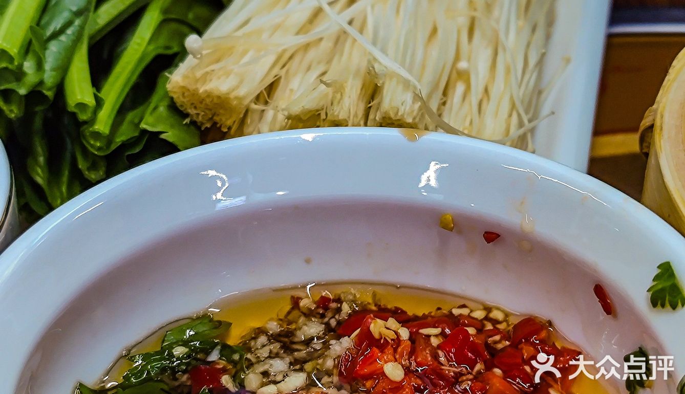 🤤天凉的快乐不就是这一口香喷喷的牛杂嘛！！