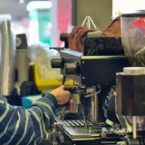 不懂就问！江门的咖啡店都这么圣诞🎄吗？？