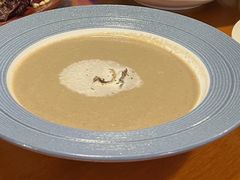 欧式黑松露奶油蘑菇汤-布拉格餐厅· 中欧捷克菜(全国首店)