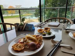-上海佘山世茂艾美酒店