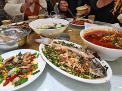 -华光驿站私房菜·黑金冠