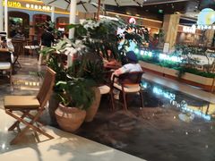 -凤凰汇购物中心