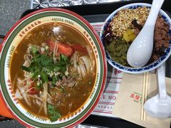 -亚皆老街南宁老友粉·米粉(印象城店)