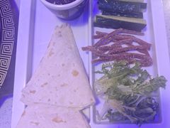 -巧克力渔家.小船海鲜胶东菜(三浴场店)