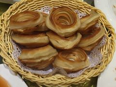 -闫府私房菜(经四路万达店)