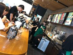 -星巴克臻选(成都环球乐天店)