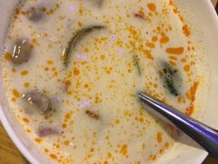 -J Daeng Seafood