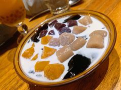 紫薯芋圆仙草奶冻-Let's Taipei 非常烘焙(太古里店)