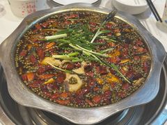 -乡土特色.冷锅鱼.牦牛肉汤锅