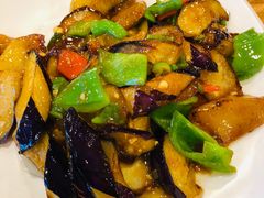 地三鲜-东北人家铁锅炖(鞍山路店)