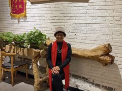 -苹果树下艺术餐厅(宋庄店)