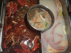 -洪焱重庆老火锅(万福花园店)