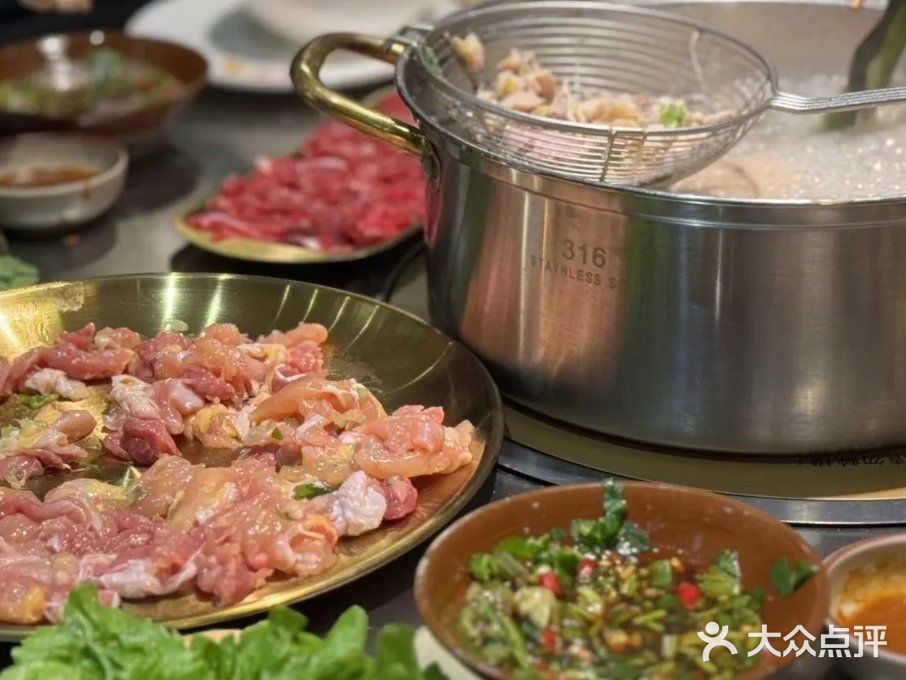 人均几十块‼️地道港式打边炉真的鲜到家啦！