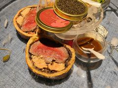 惠灵顿牛排-弦月窗LUNETTE BY AMANDA(复兴路店)