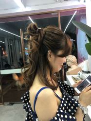 点击看大图 -A HAIR SALON