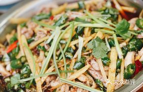 Sliced Rabbit with Ginger