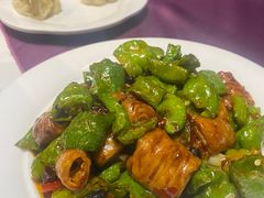 虎皮尖椒炒肥肠-凯鸽酒楼•雁北民间菜(华北星店)